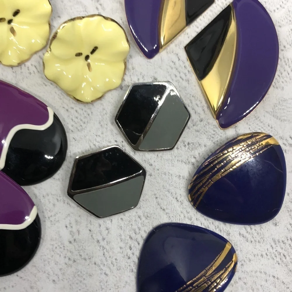 BUNDLE lot 5 vintage enamel earrings statement flower + geometric modernist.